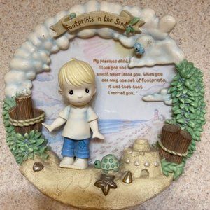 Precious Moments - Footprints in the Sand wall plate